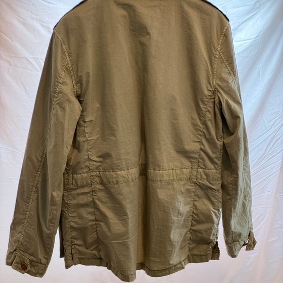 Lightweight Tech ExplorerJacket - Picture 11 of 11